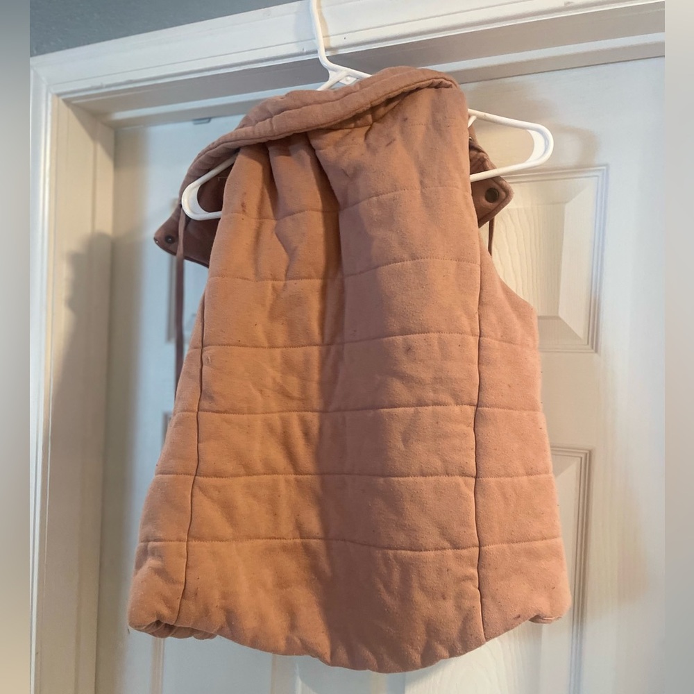 Vest - Picture 2 of 3